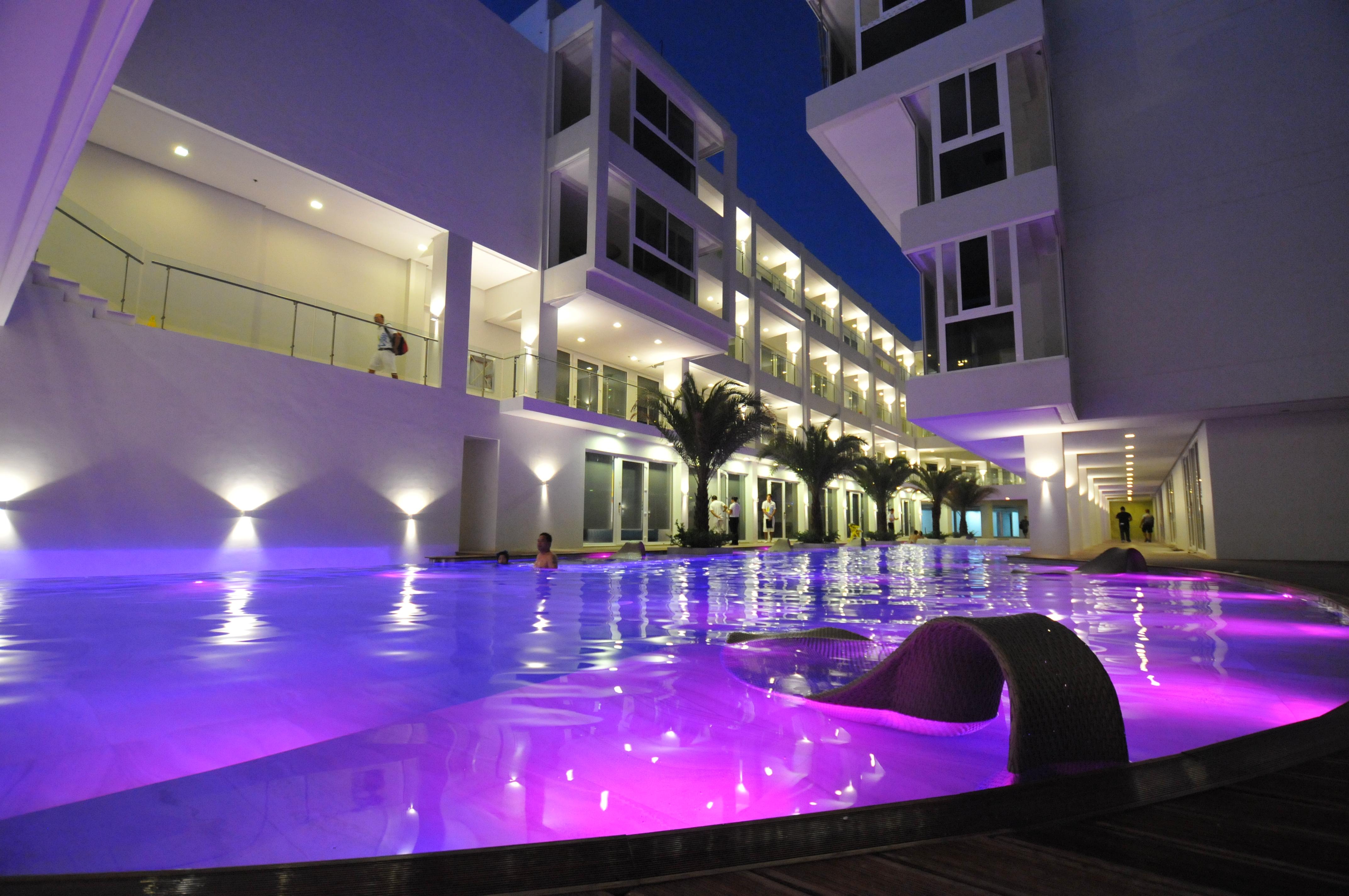 Astoria Current Hotel Manoc-Manoc Екстериор снимка