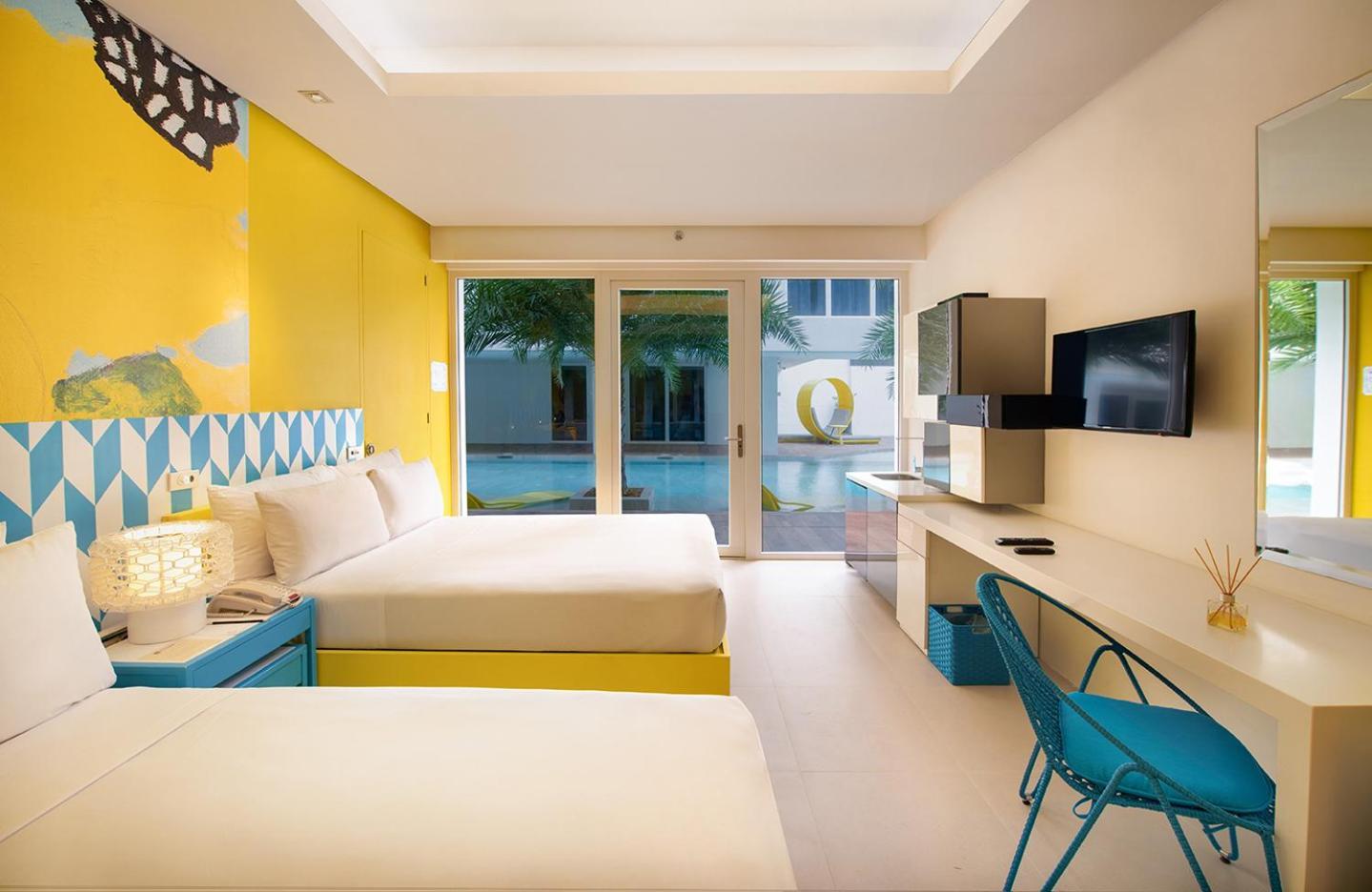 Astoria Current Hotel Manoc-Manoc Екстериор снимка
