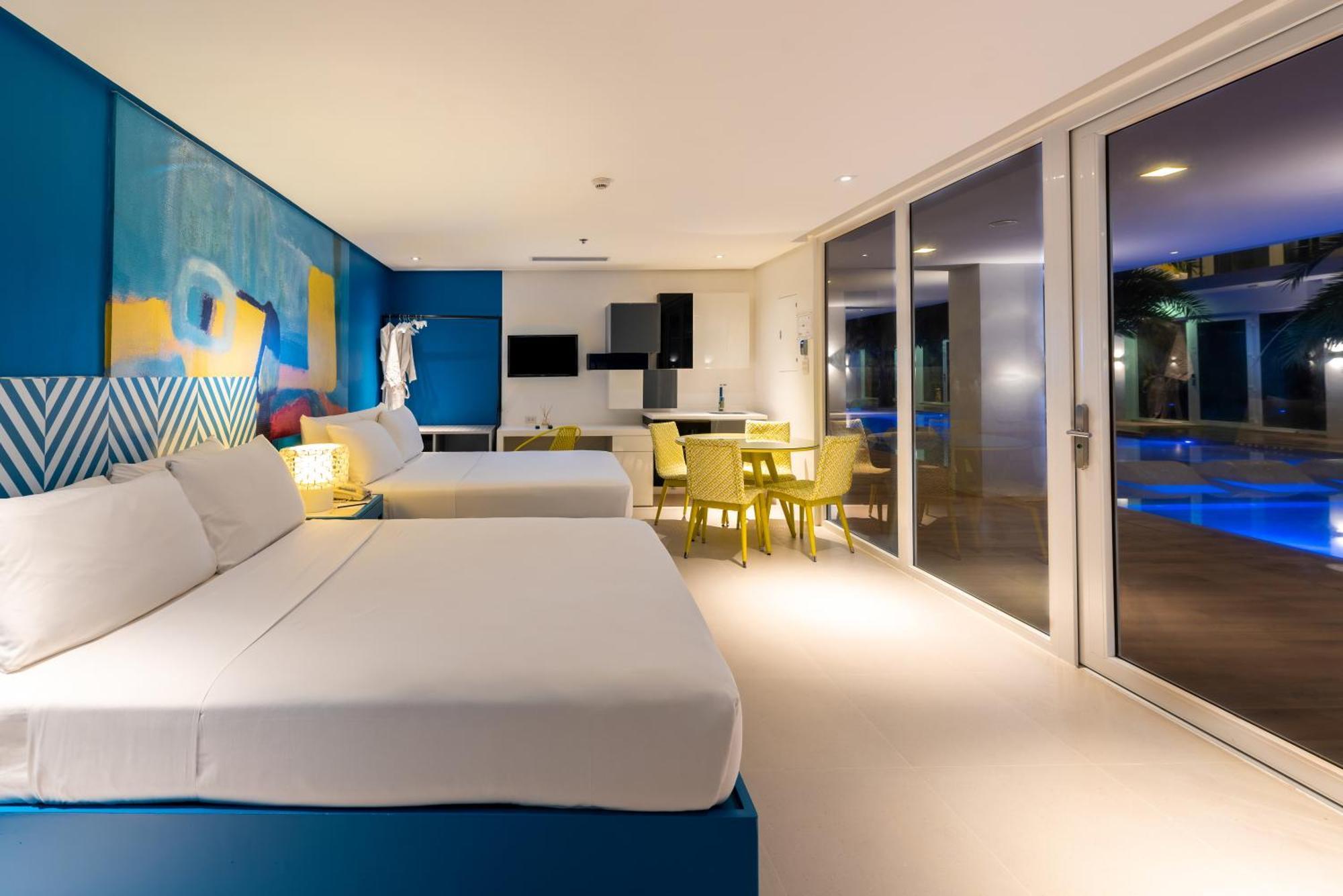Astoria Current Hotel Manoc-Manoc Екстериор снимка